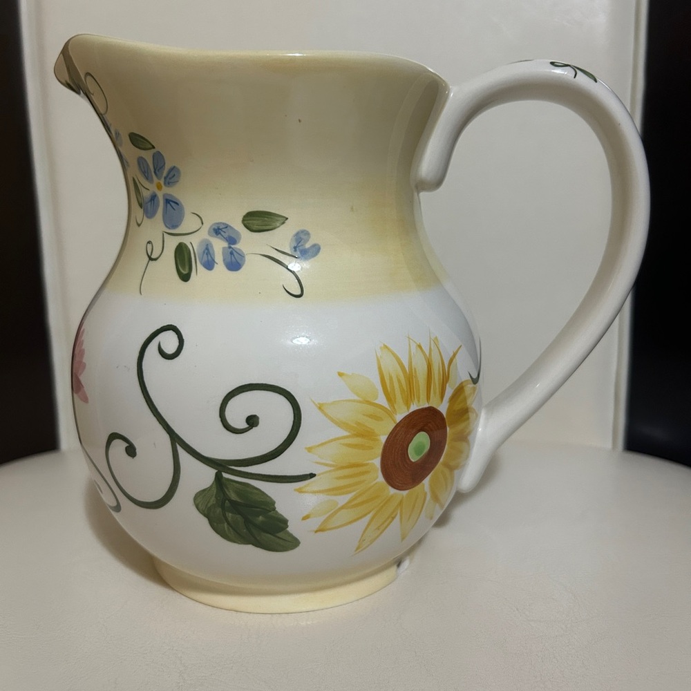 Ceramic pitcher/ Vase / Utensil holder